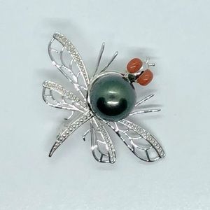Tahitian Pearl & Red Jade 925 Brooch